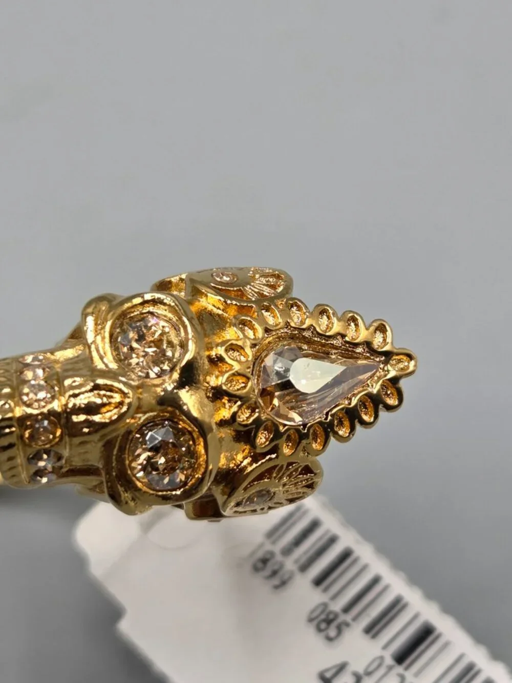 Alexander McQueen Dual Skull Gold Ton Bangle Bracelet Crystal Eyes NEW NWT - Picture 4 of 15